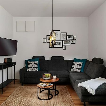 Charmantes Townhaus Mit Garten, W-Lan & Netflix Potsdam Exterior foto